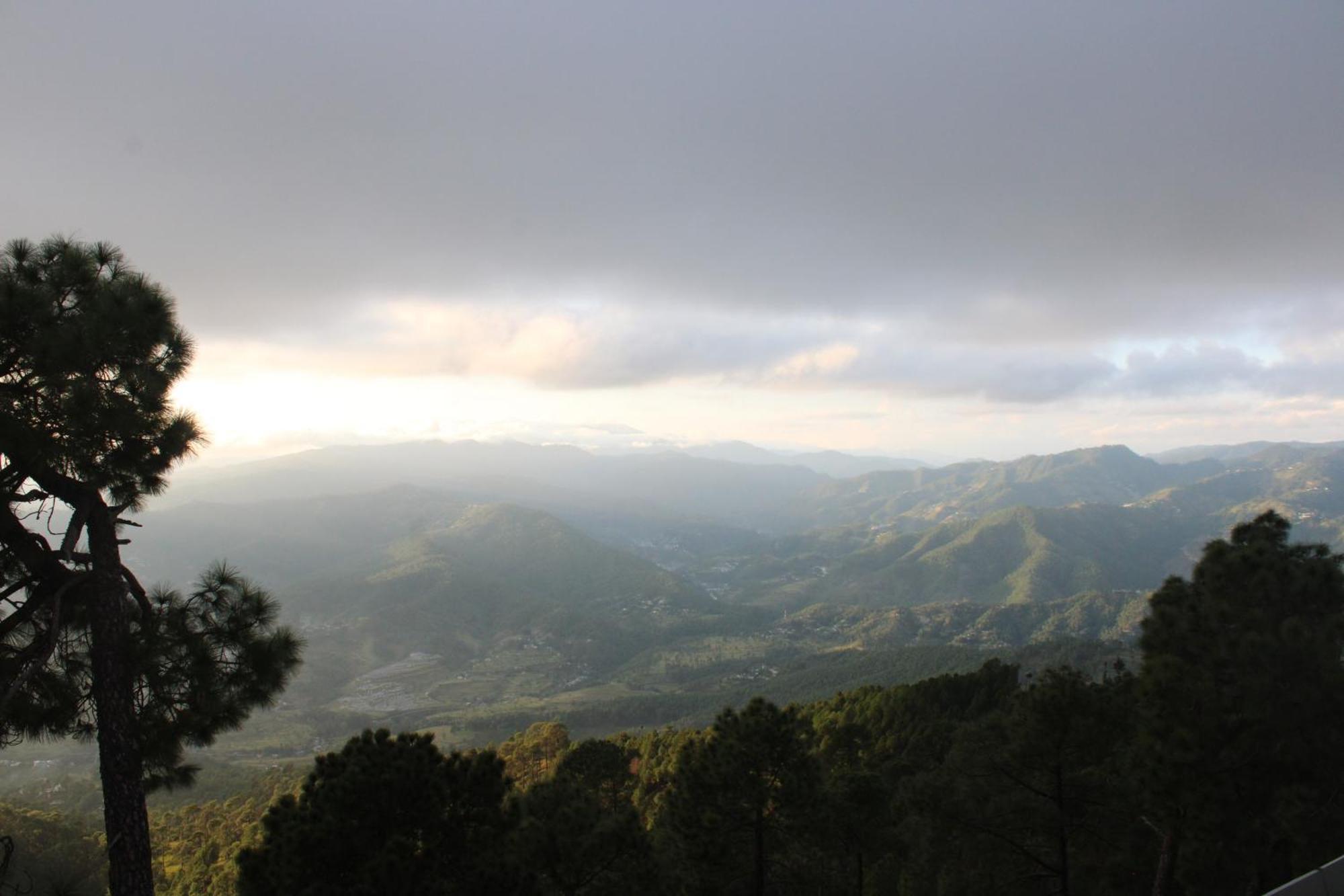 Himalayan Hobbit House Hotel Almora Eksteriør billede