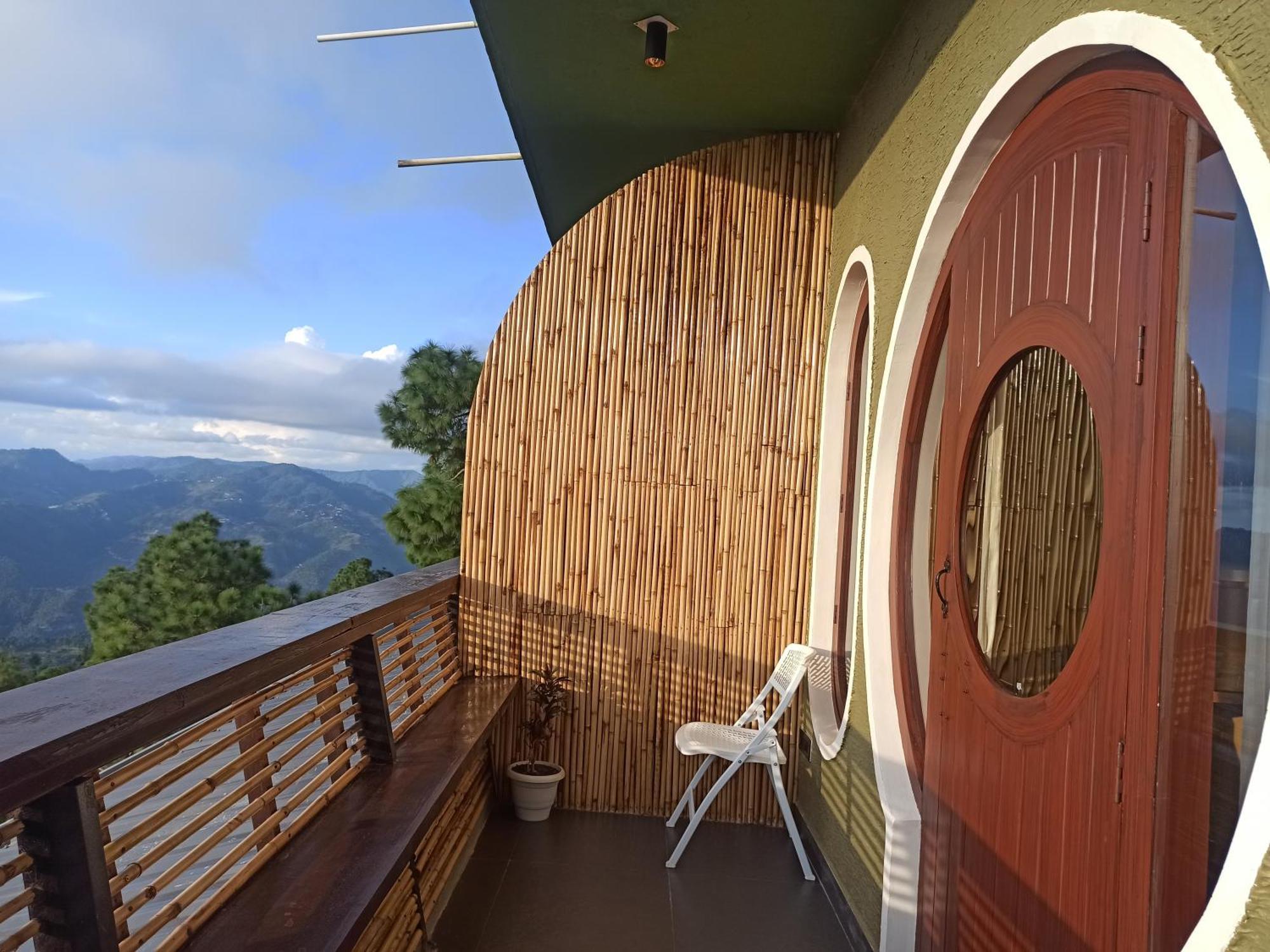 Himalayan Hobbit House Hotel Almora Eksteriør billede