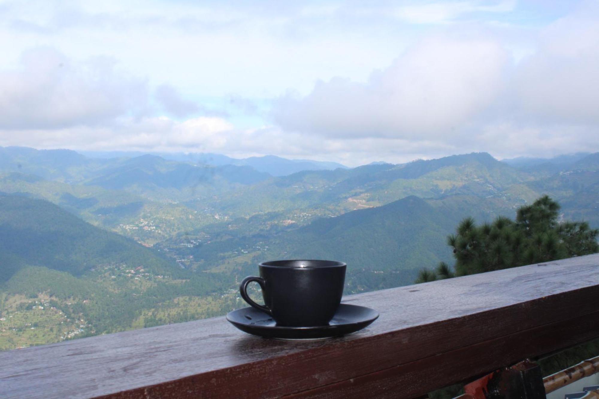 Himalayan Hobbit House Hotel Almora Eksteriør billede