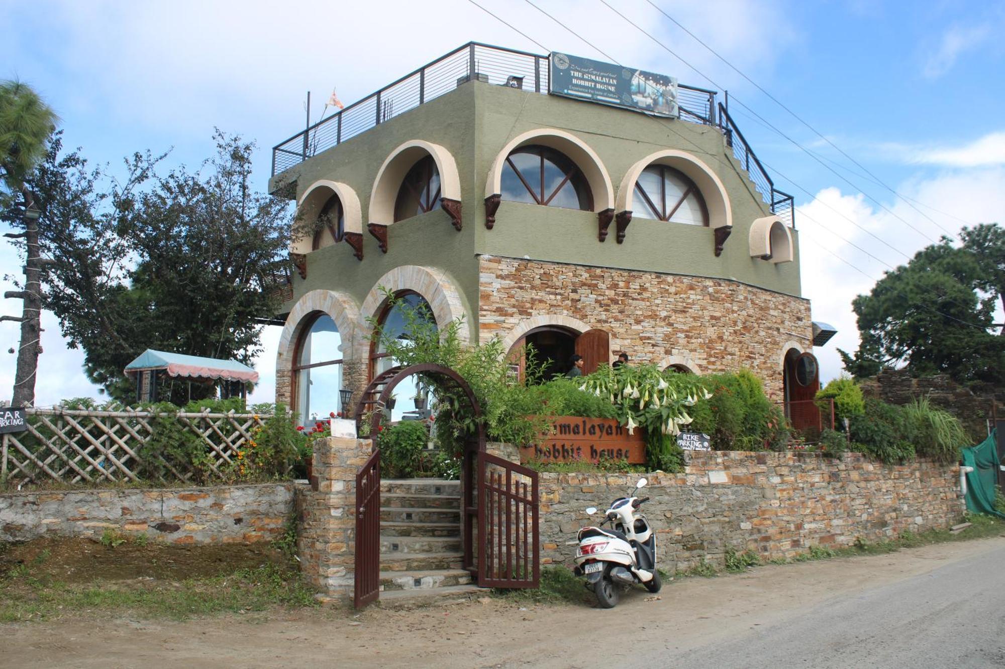 Himalayan Hobbit House Hotel Almora Eksteriør billede