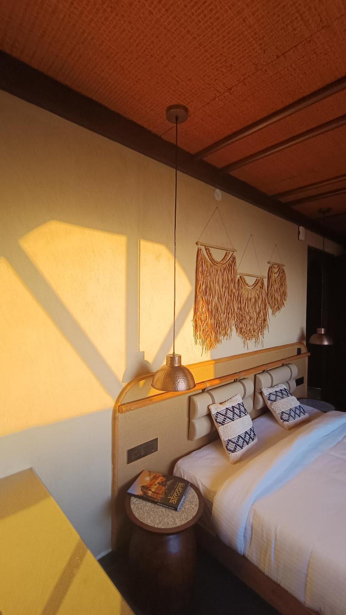 Himalayan Hobbit House Hotel Almora Eksteriør billede